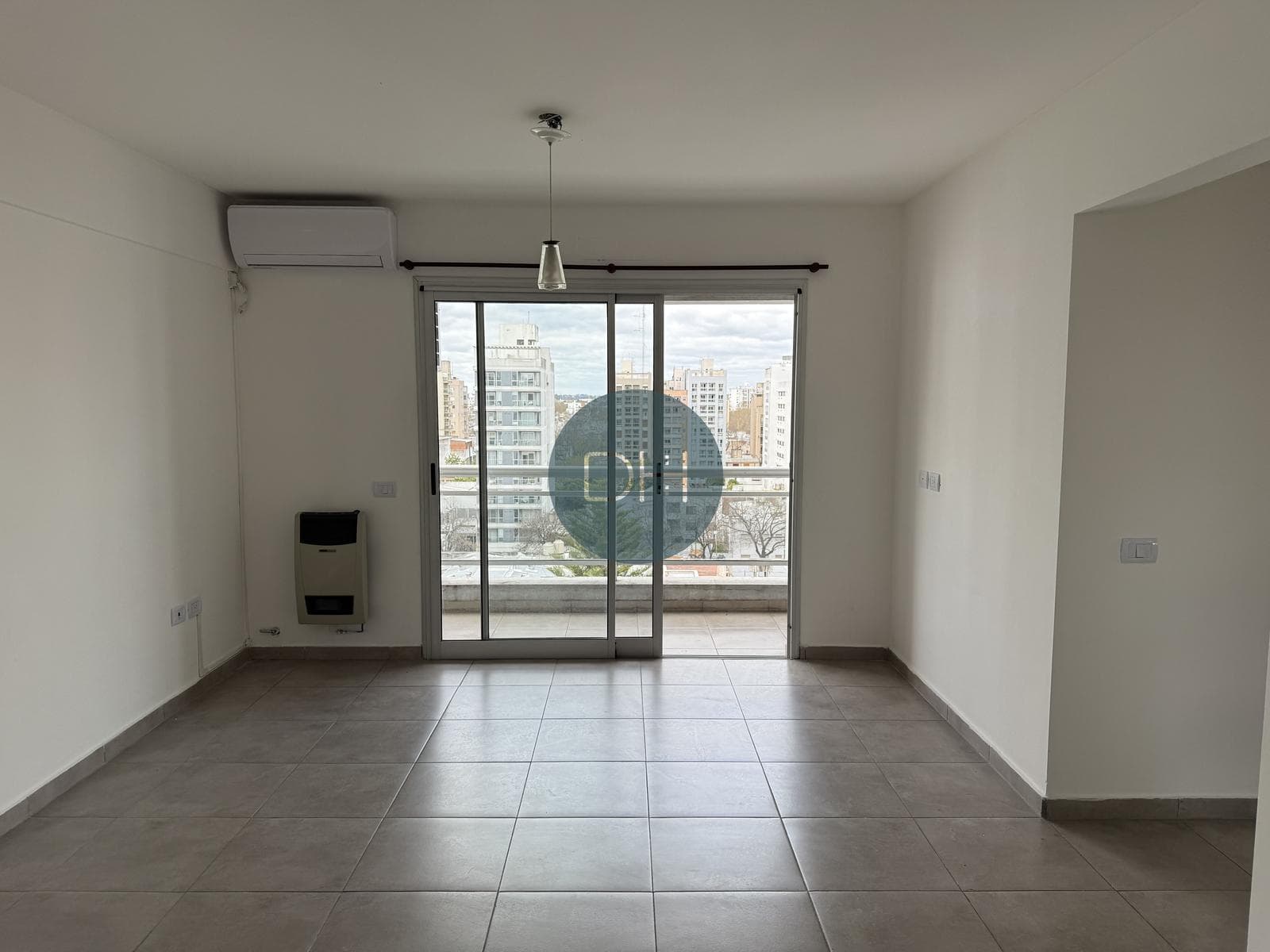 Apartment with a garage in La Plata