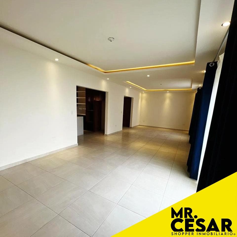 House for Sale in La Coruña, Almar District