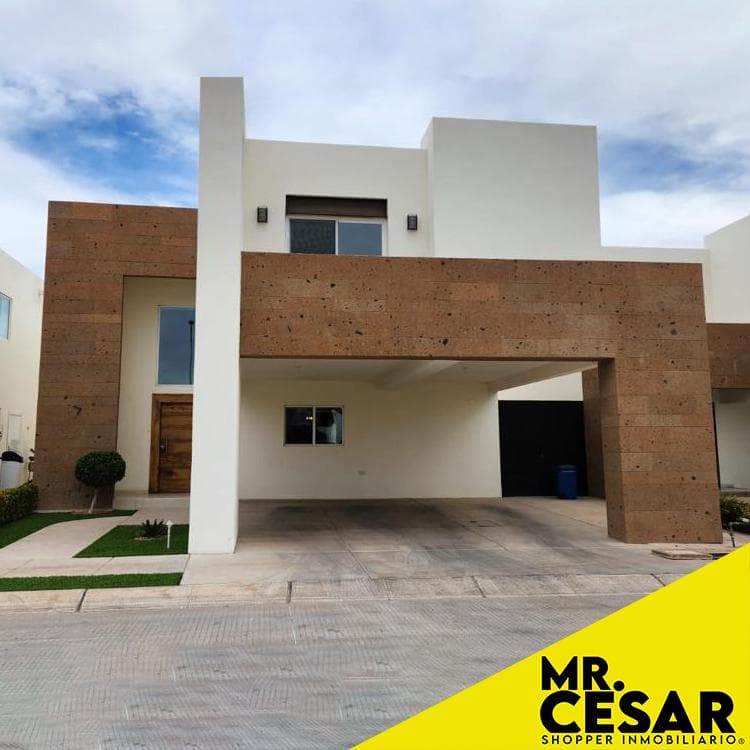 House for Sale in La Coruña, Almar District