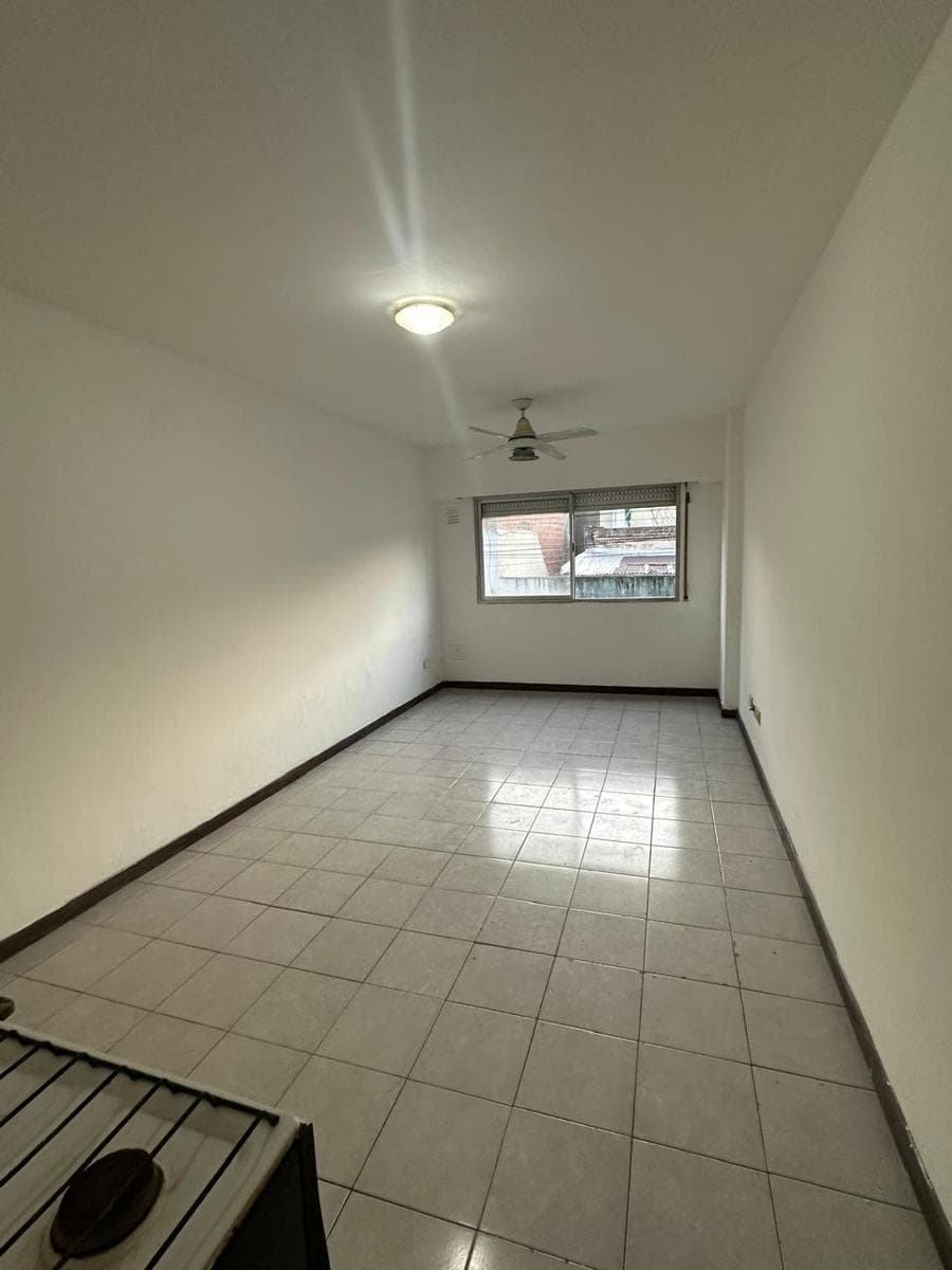 One-bedroom apartment for rent
