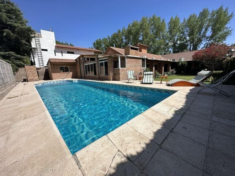 203 Tía Carmelita, Solares de Gabrielli Neighborhood