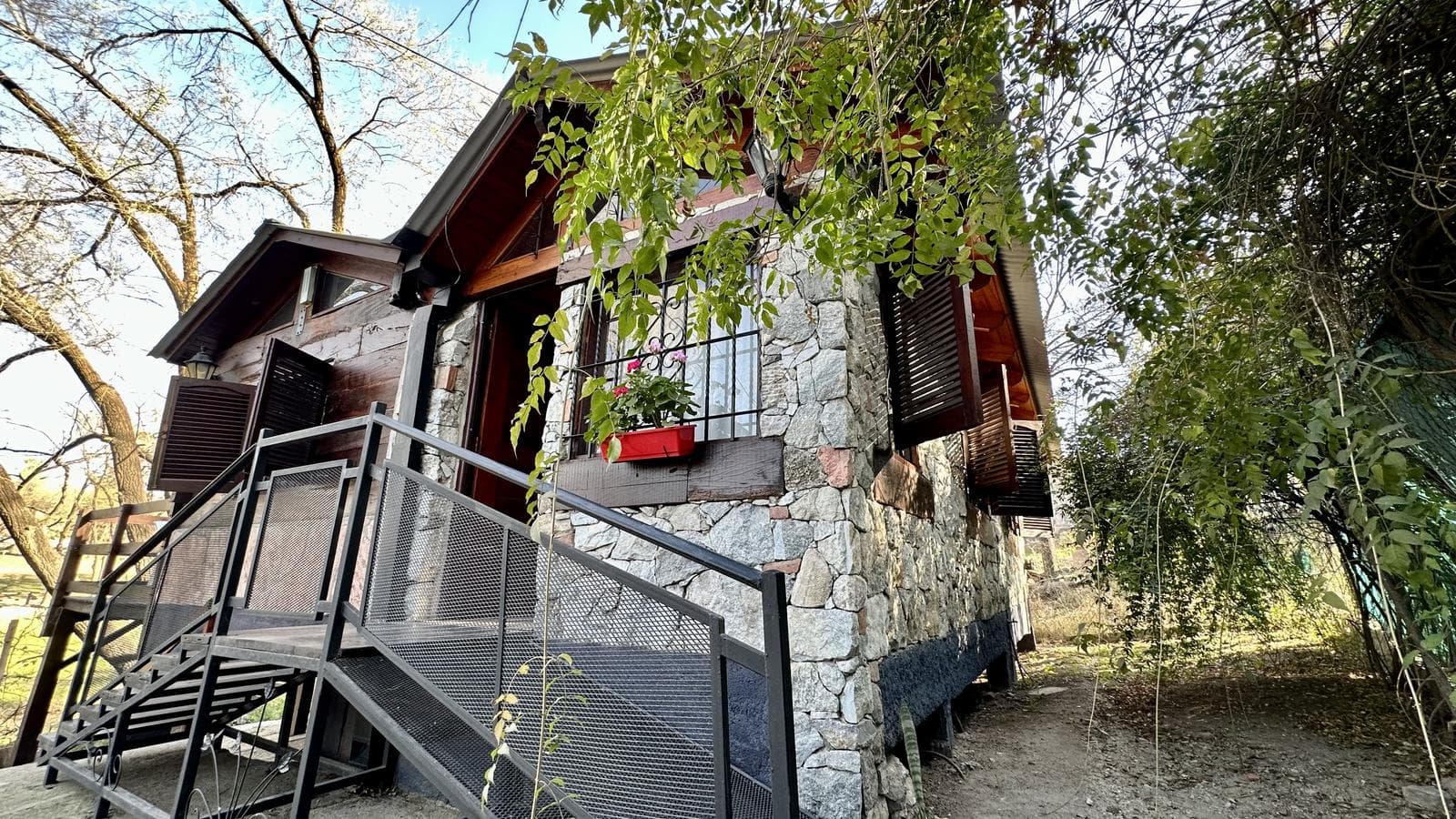 Complejo de Cabañas - Sobre el Arroyo - Alta Gracia