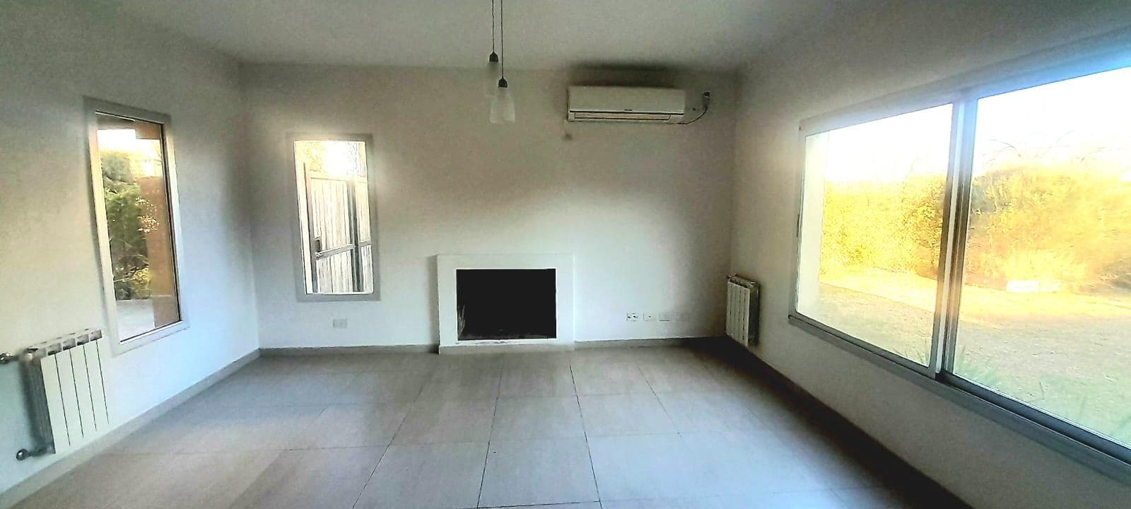 House for Sale, 7 Bedrooms - Qualifies for a Mortgage - Santa Catalina, Villanueva