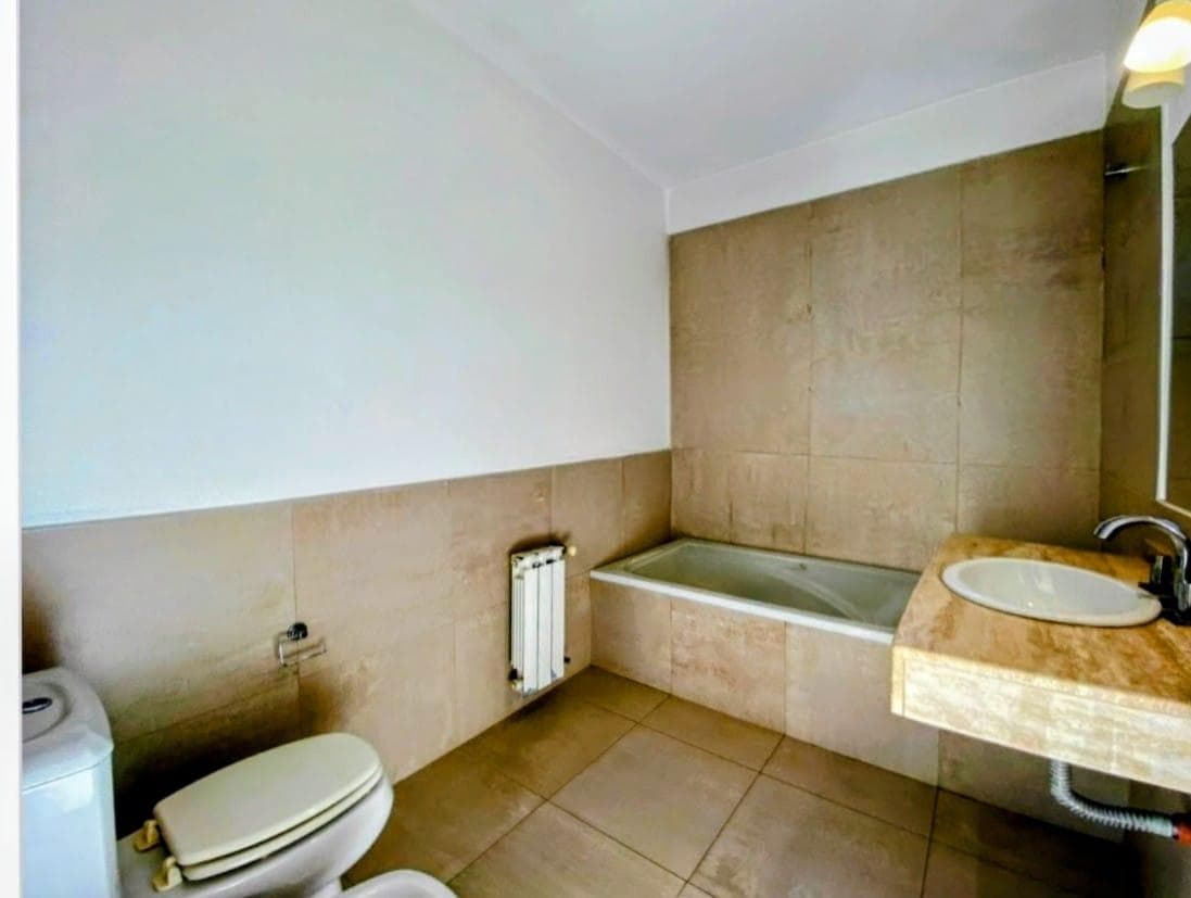 House for Sale, 7 Bedrooms - Qualifies for a Mortgage - Santa Catalina, Villanueva