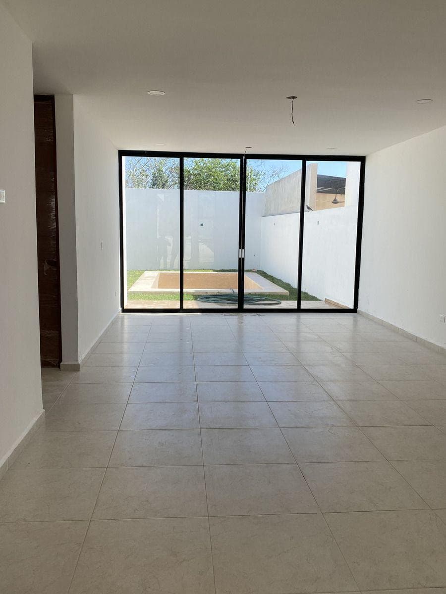 House north of Mérida, Cholul