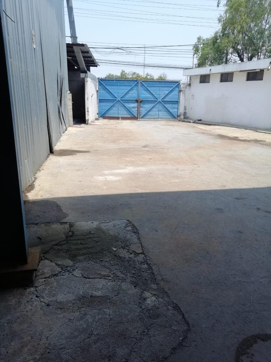 Commercial Warehouse for Rent on López Mateos Avenue, San Nicolás