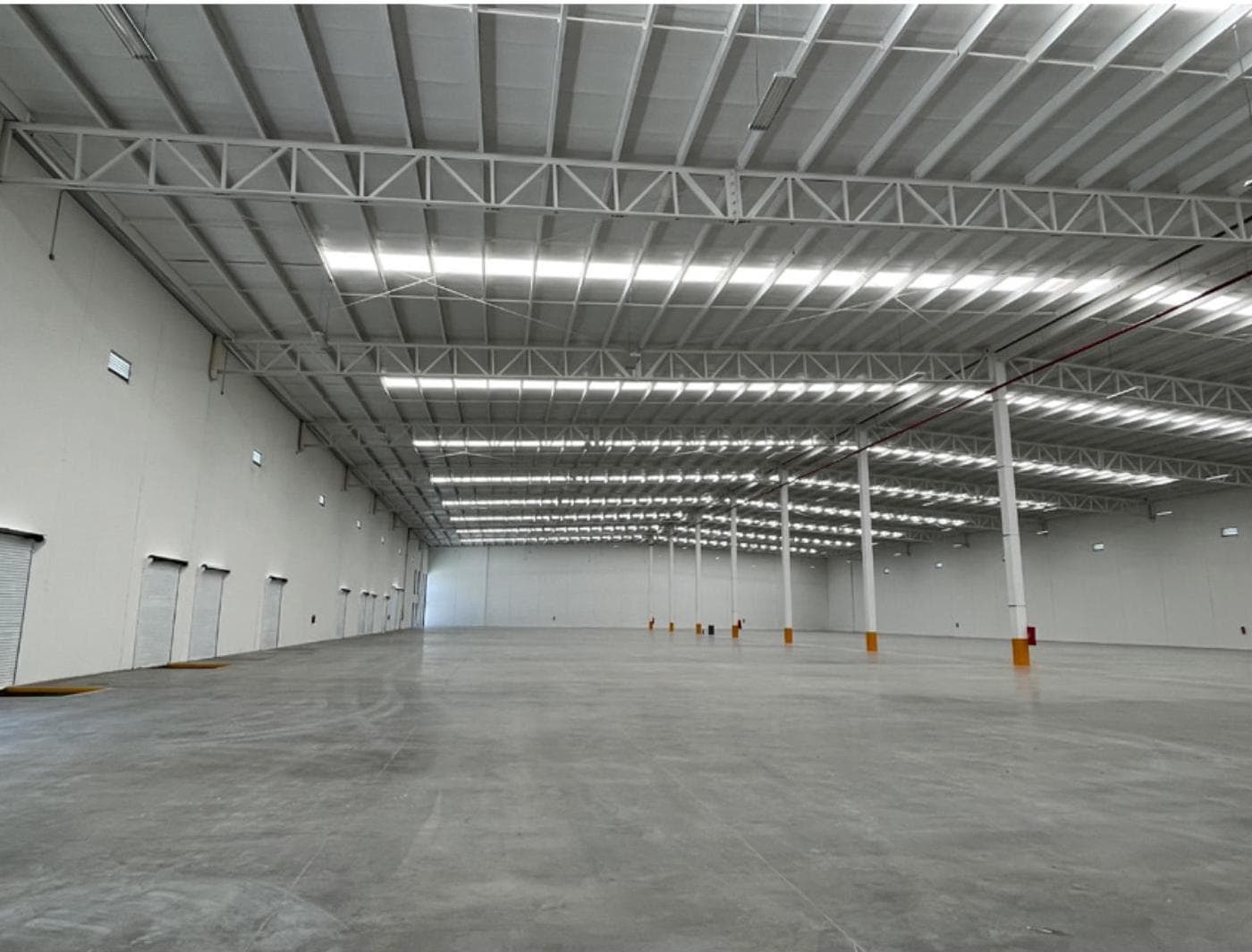 Commercial warehouse for rent in Queretaro