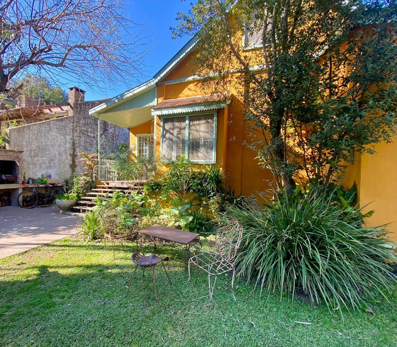 House for short-term rent (starting at Christmas) in a residential area of Tigre
