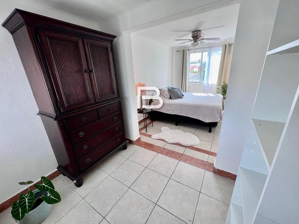 Apartment for Sale on Ladna Avenue