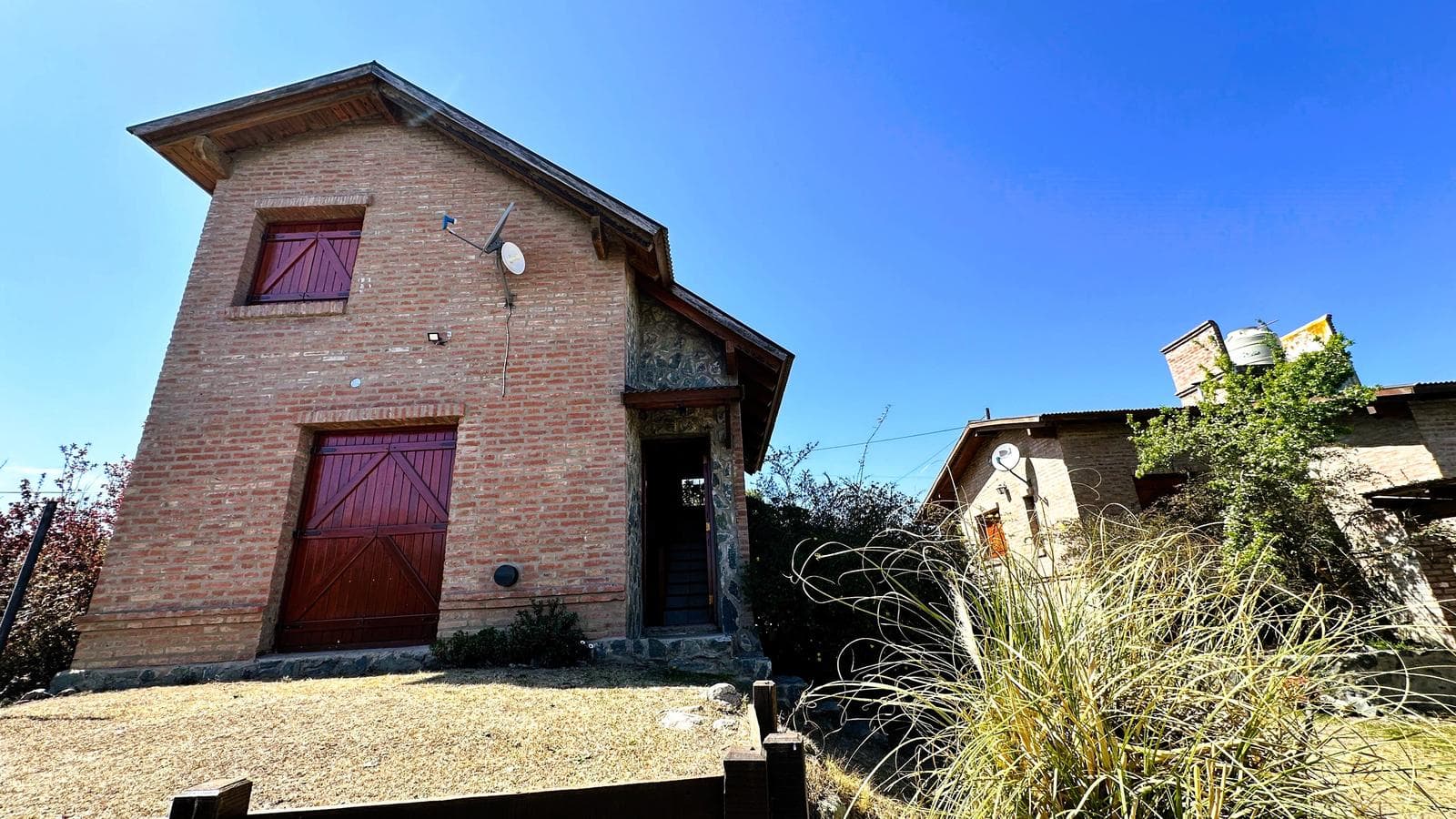 House in Villa Giardino