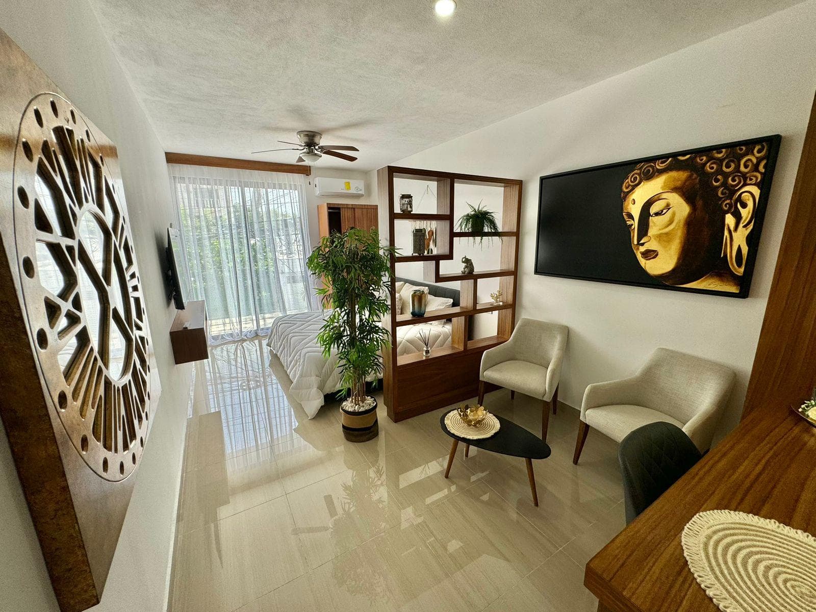 APARTMENT READY FOR OCCUPANCY, 7 BLOCKS FROM THE BEACH