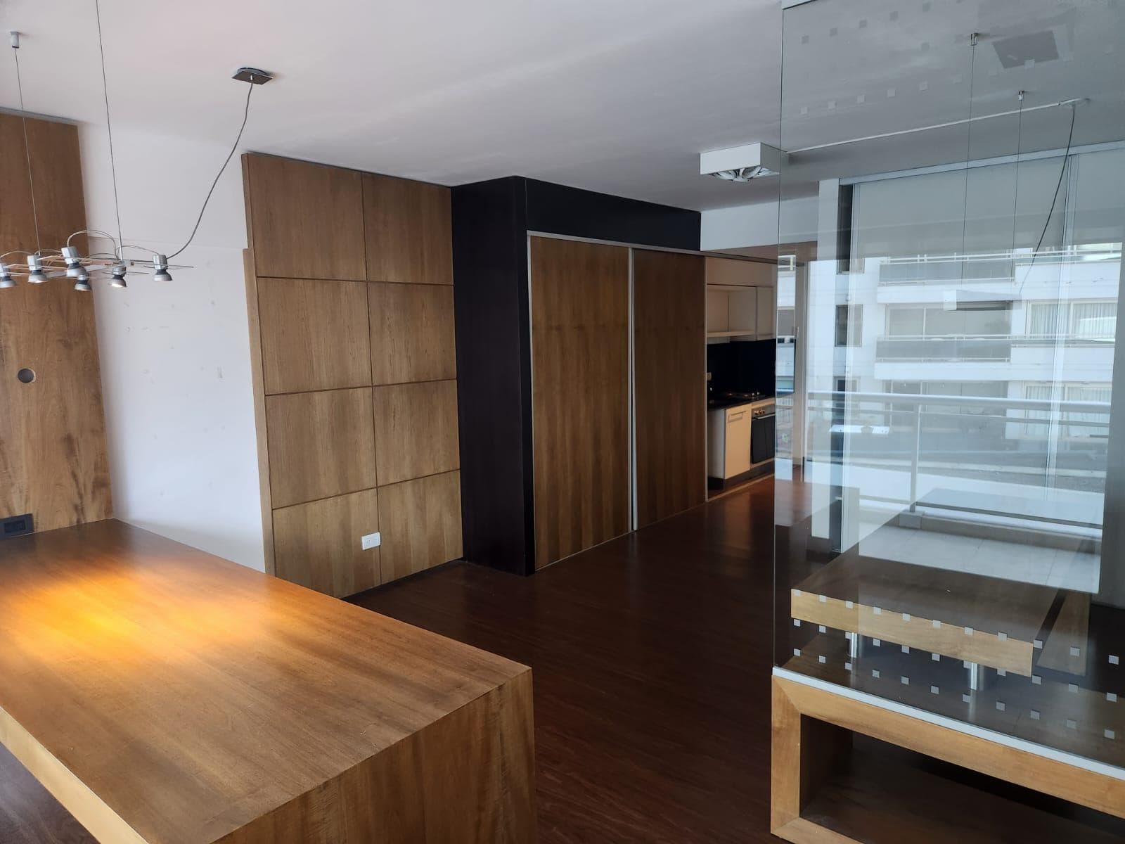 Unfurnished studio apartment for sale, suitable for professionals, at Harbour Residences.