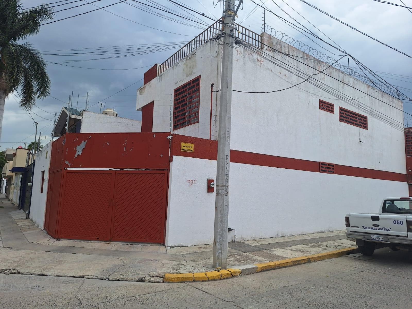 Casa en León Moderno ideal para Oficinas, Clínica o casa habitación