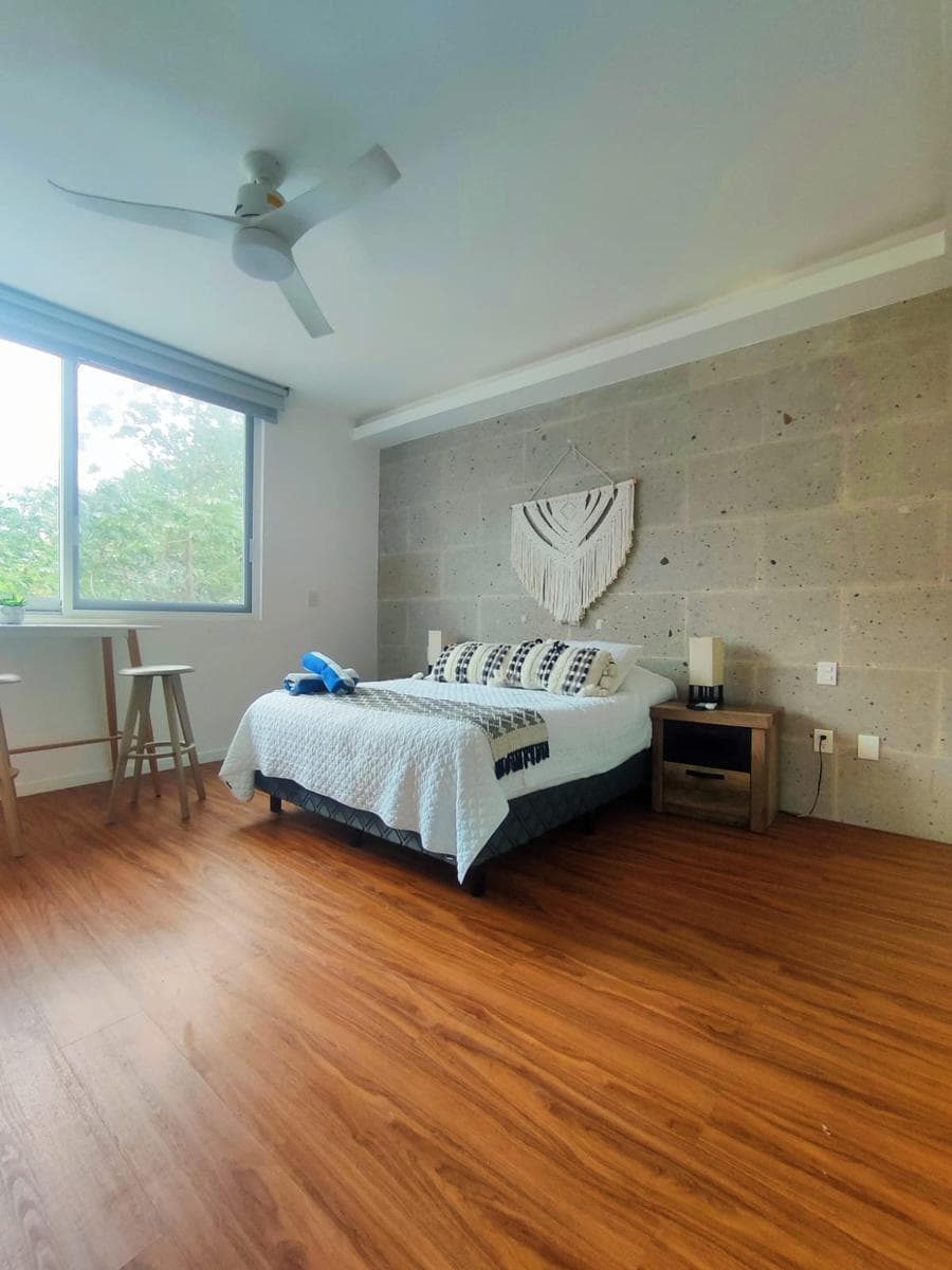 Investment Opportunity 50 Meters from 5th Avenue