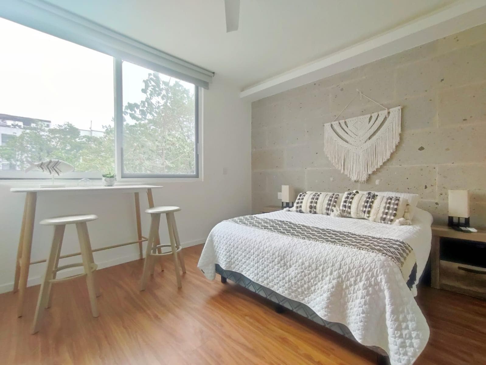 Investment Opportunity 50 Meters from 5th Avenue