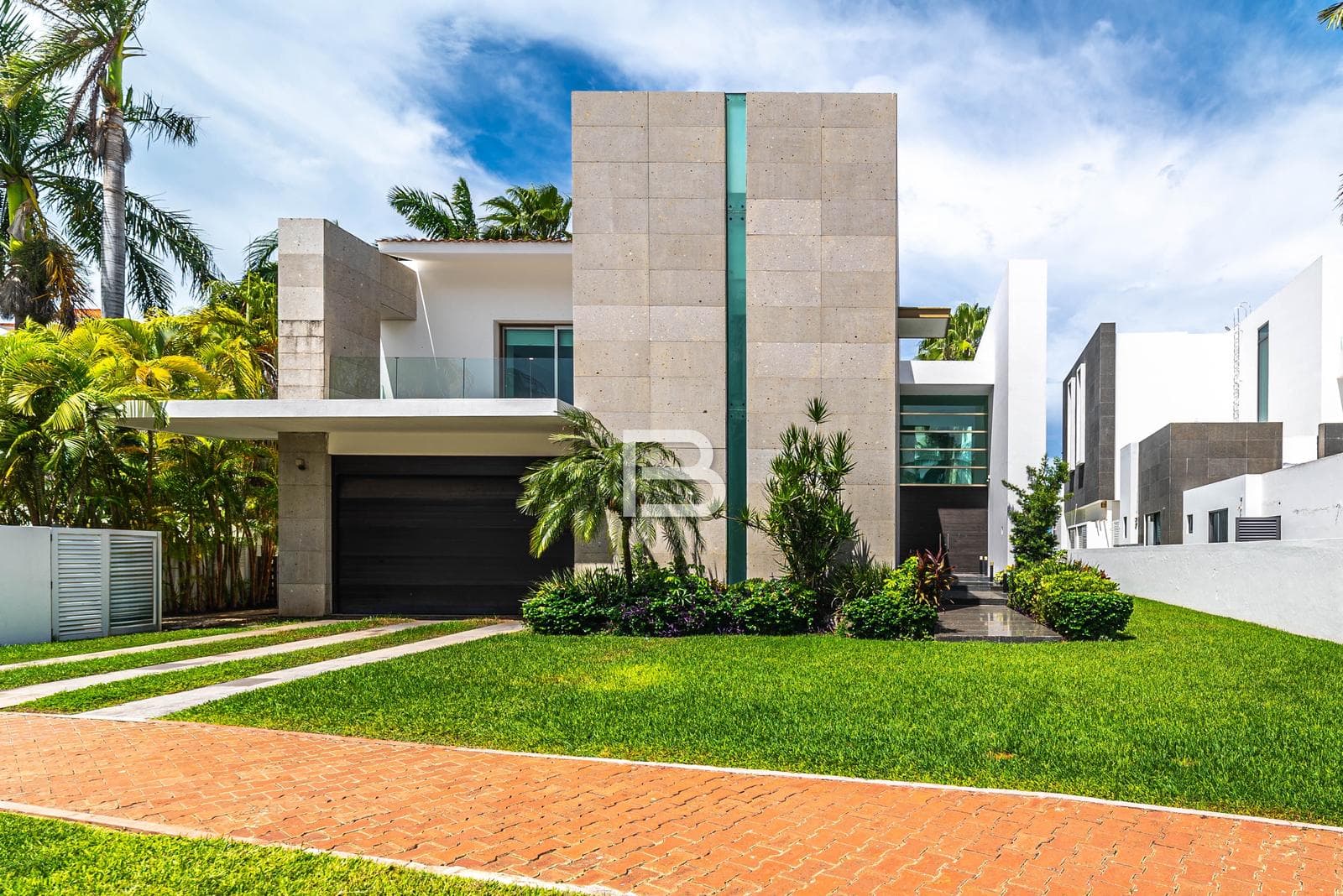 House for Sale in Isla Dorada, Cancun Hotel Zone