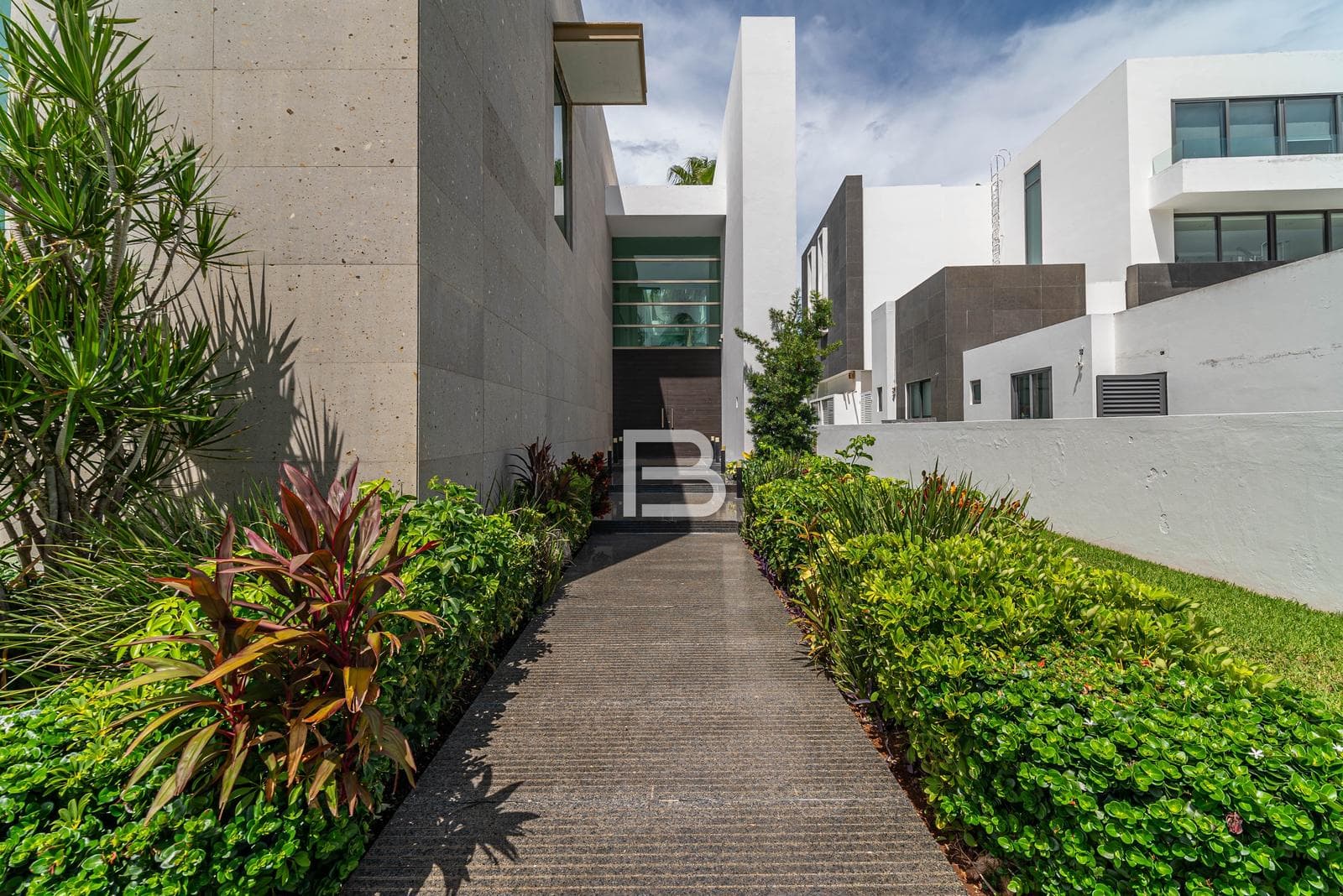 House for Sale in Isla Dorada, Cancun Hotel Zone