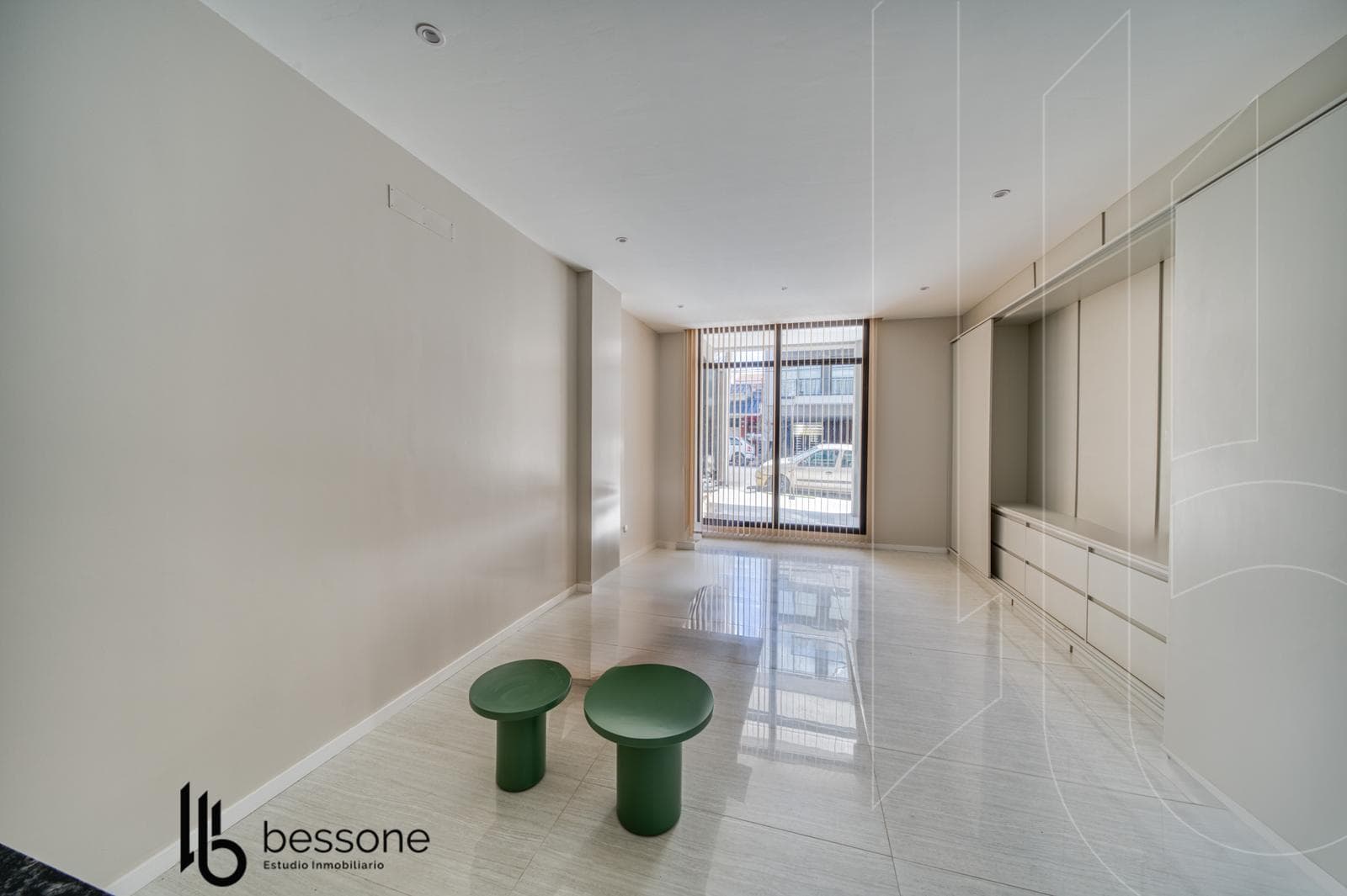 Departamento en Chauvin con terraza propia cochera y baulera