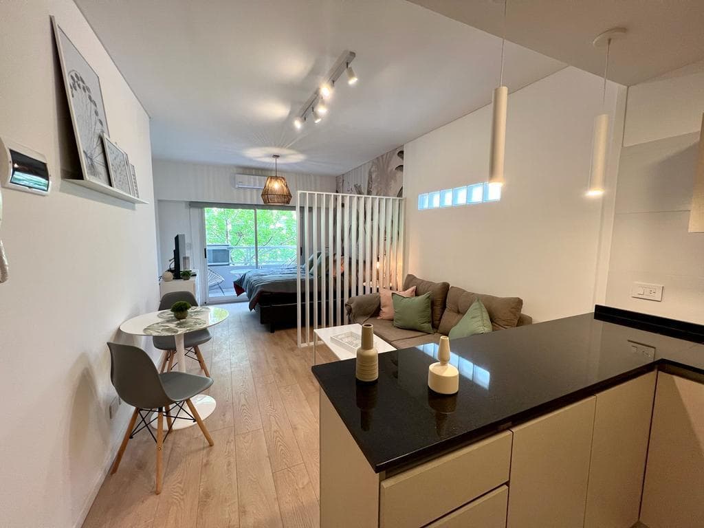 Fully Furnished Apartment for Rent in Almagro.