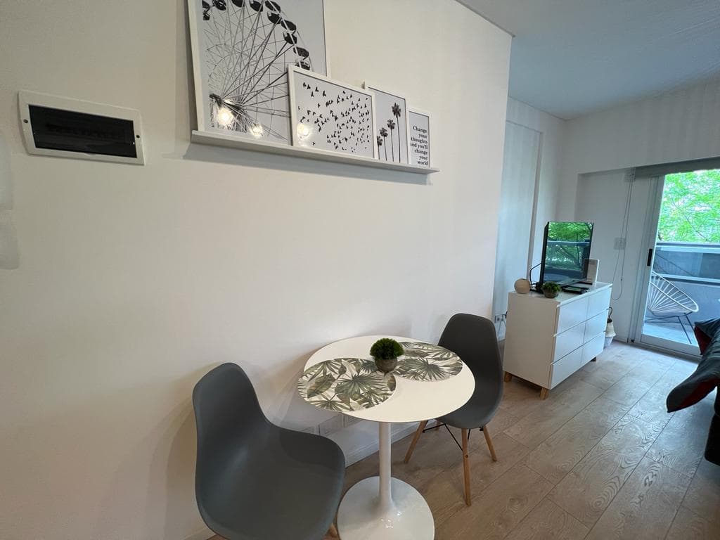 Fully Furnished Apartment for Rent in Almagro.