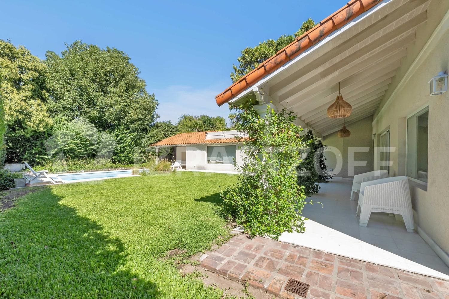 House for Sale in Los Lagartos: 3 suites plus another room with private bathrooms
