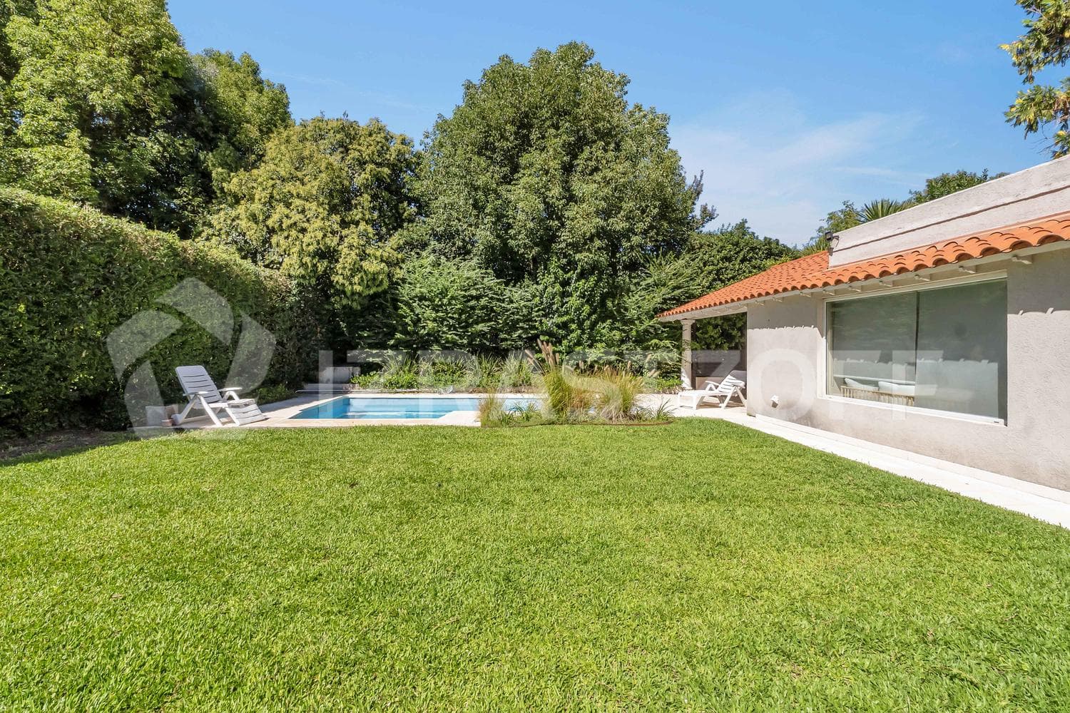 House for Sale in Los Lagartos: 3 suites plus another room with private bathrooms