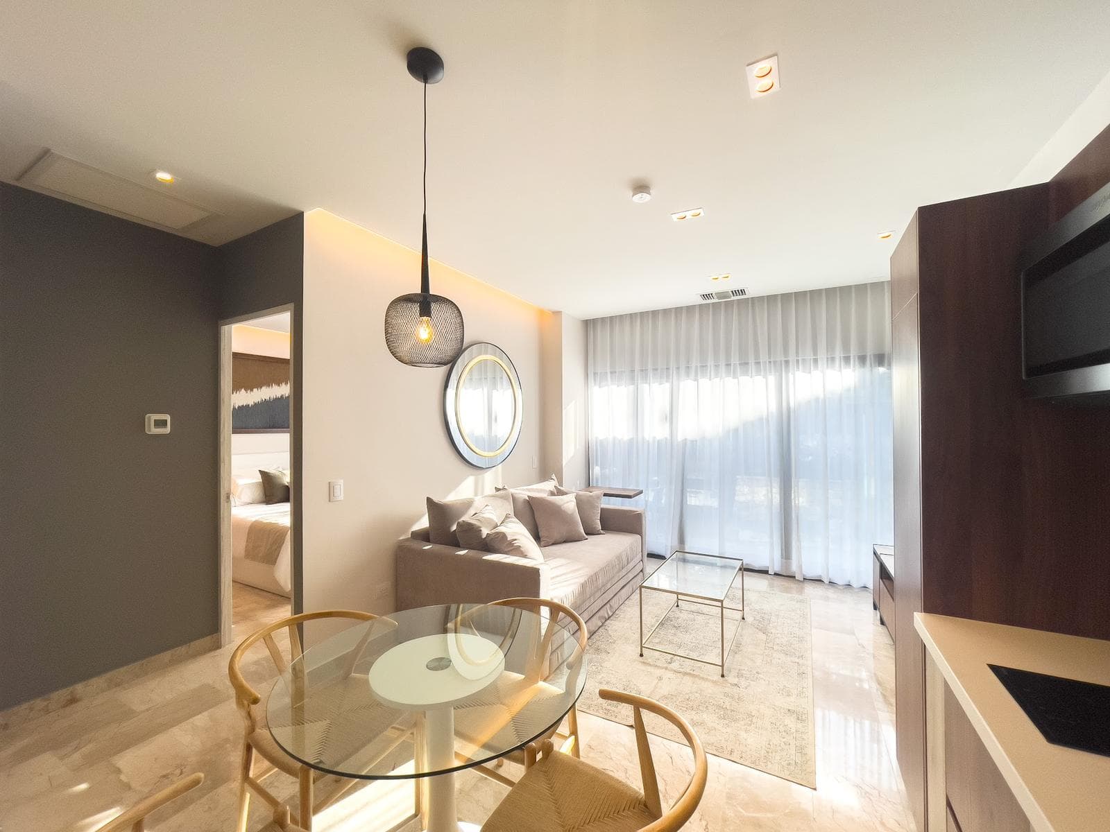 UNIQUE DREAM PDC, FULLY FURNISHED, 1 BEDROOM, 1 BATHROOM