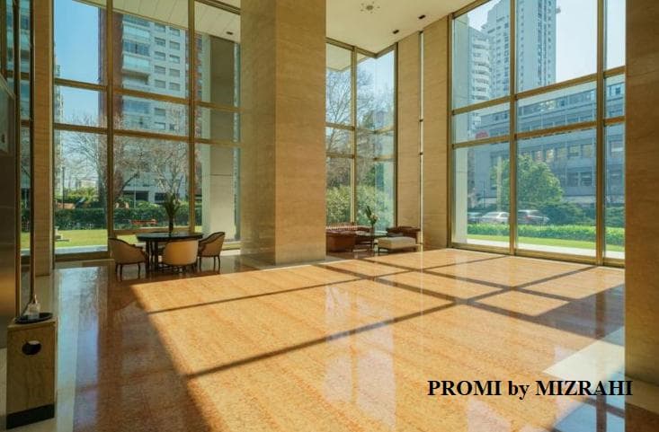 6-Room Apartment for Sale in Palermo