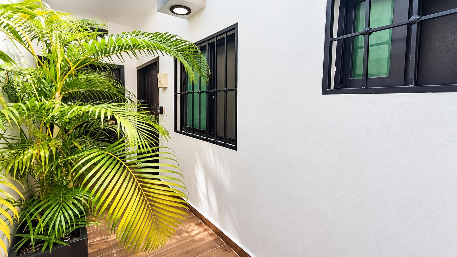 Furnished 1-Bedroom Apartment for Rent | Near Playa 72 | Colosio, Playa del Carmen