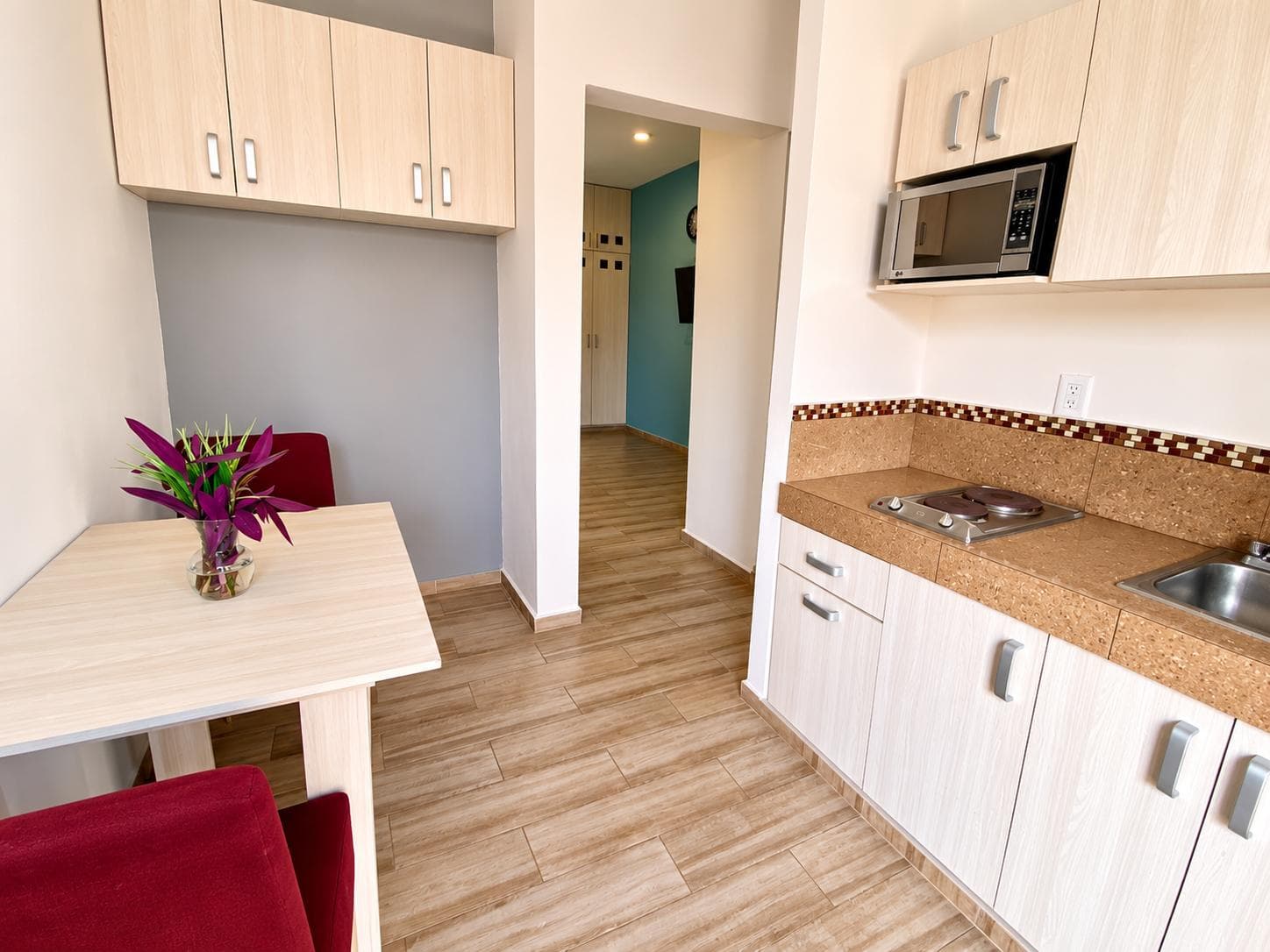 Furnished 1-Bedroom Apartment for Rent | Near Playa 72 | Colosio, Playa del Carmen