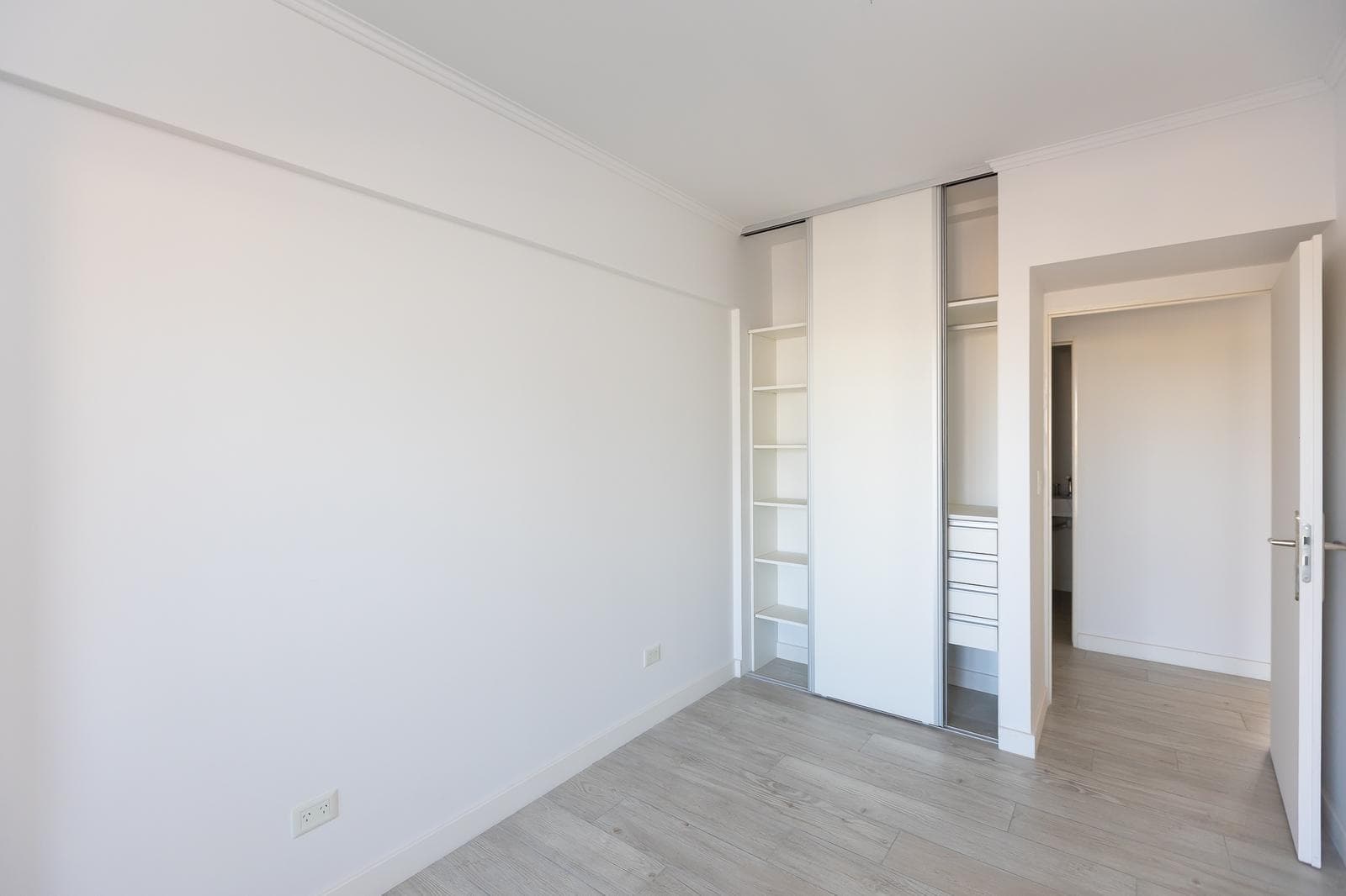 4-room apartment for sale in Villa Urquiza—terrace, barbecue, pool, brand-new, mortgage-eligible
