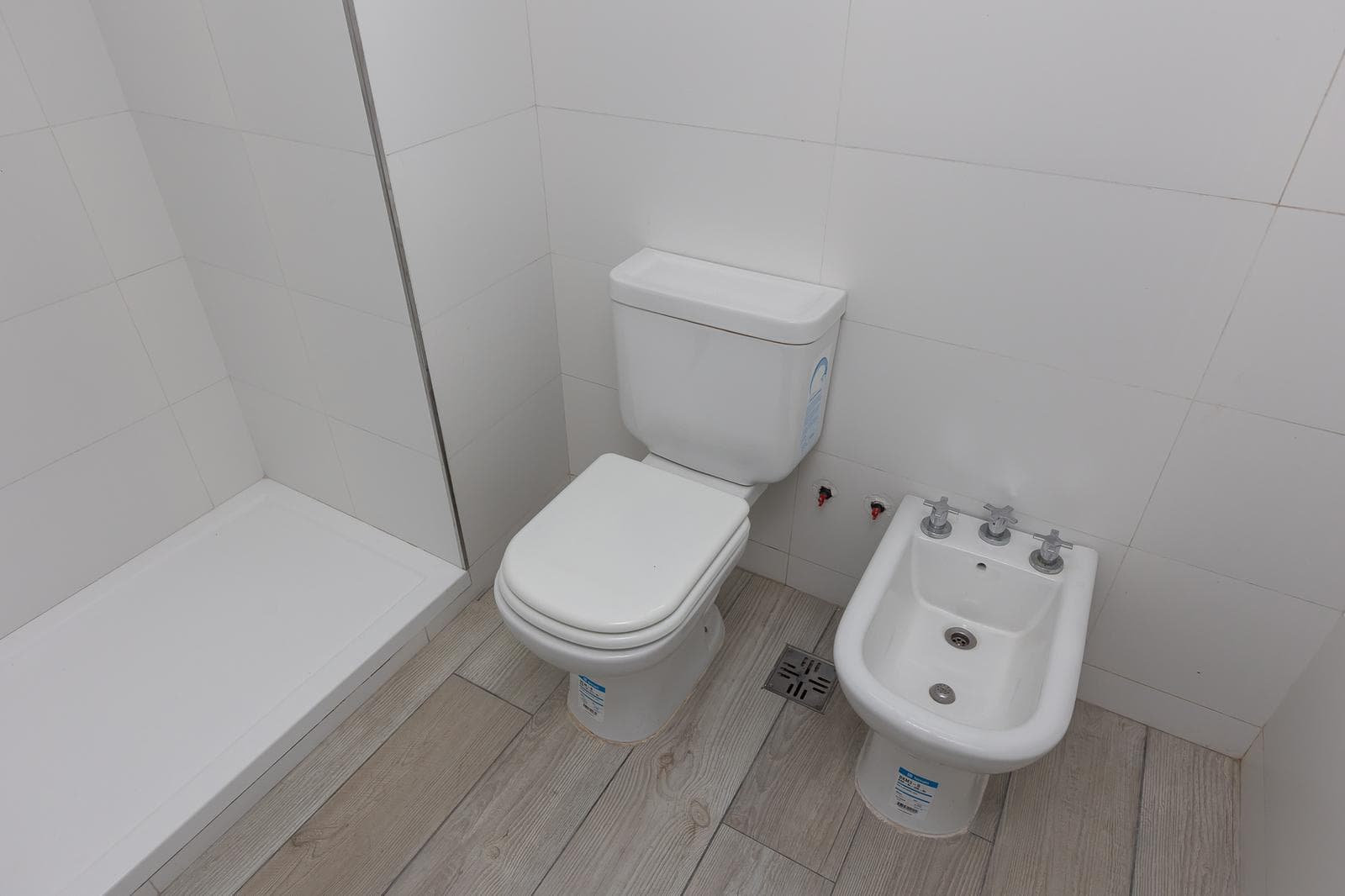 4-room apartment for sale in Villa Urquiza—terrace, barbecue, pool, brand-new, mortgage-eligible