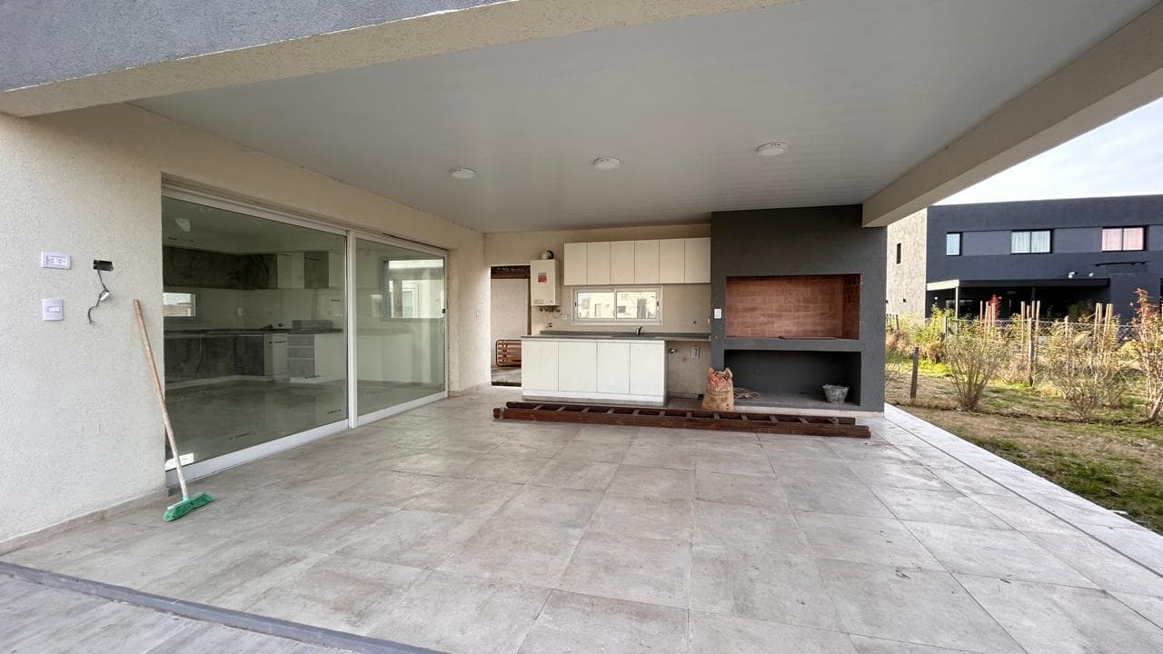 Brand-new house for sale in El Aljibe - PRIVATE FINANCING