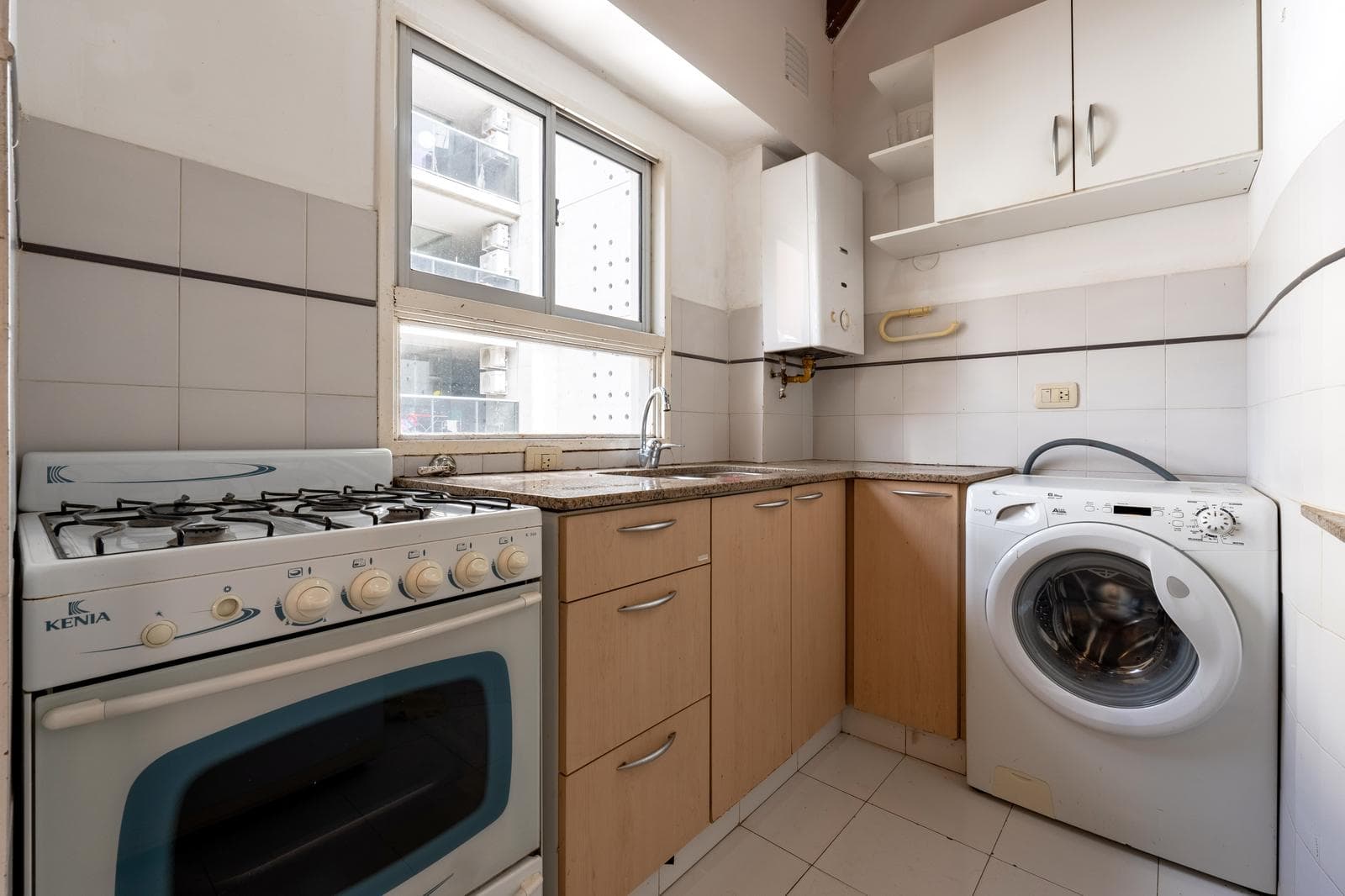FOR SALE - 2-bedroom duplex with a multipurpose room and a balcony with a terrace - Martin, Rosario. QUALIFIES FOR A MORTGAGE.