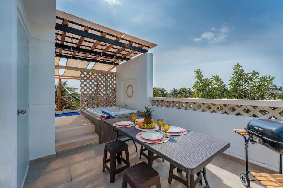 HOUSE FOR SALE IN CHICXULUB, PUERTO YUCATÁN, ONE BLOCK FROM THE OCEAN
