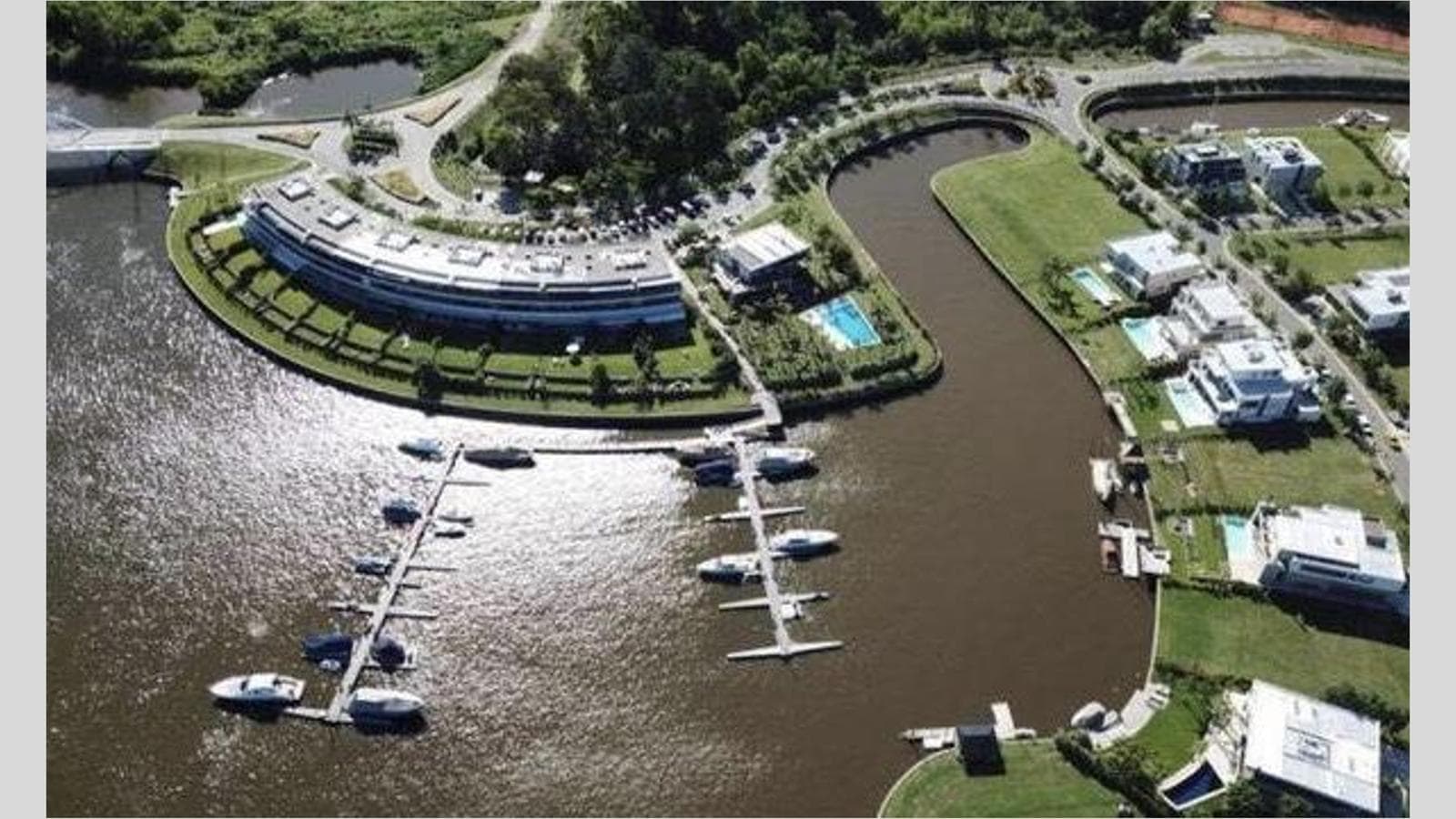 Lot by the River with a Boat Slip located in El Yacht, Nordelta, Tigre