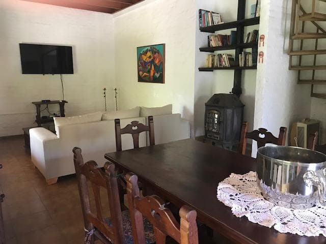 5-room house with a large garden for sale in El Cazador