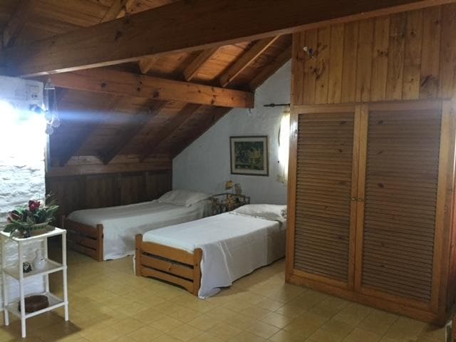 5-room house with a large garden for sale in El Cazador