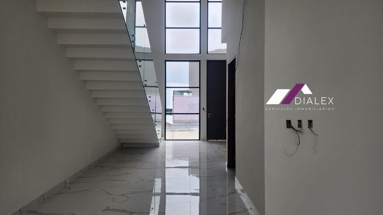 Bosques de las Misiones - NATIONAL HIGHWAY - House FOR SALE on Santiago Nuevo León, 430 m²