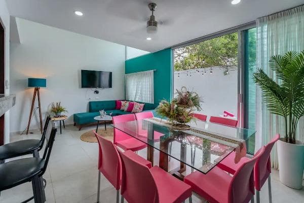 HOUSE FOR SALE IN CHICXULUB, PUERTO YUCATÁN, ONE BLOCK FROM THE OCEAN