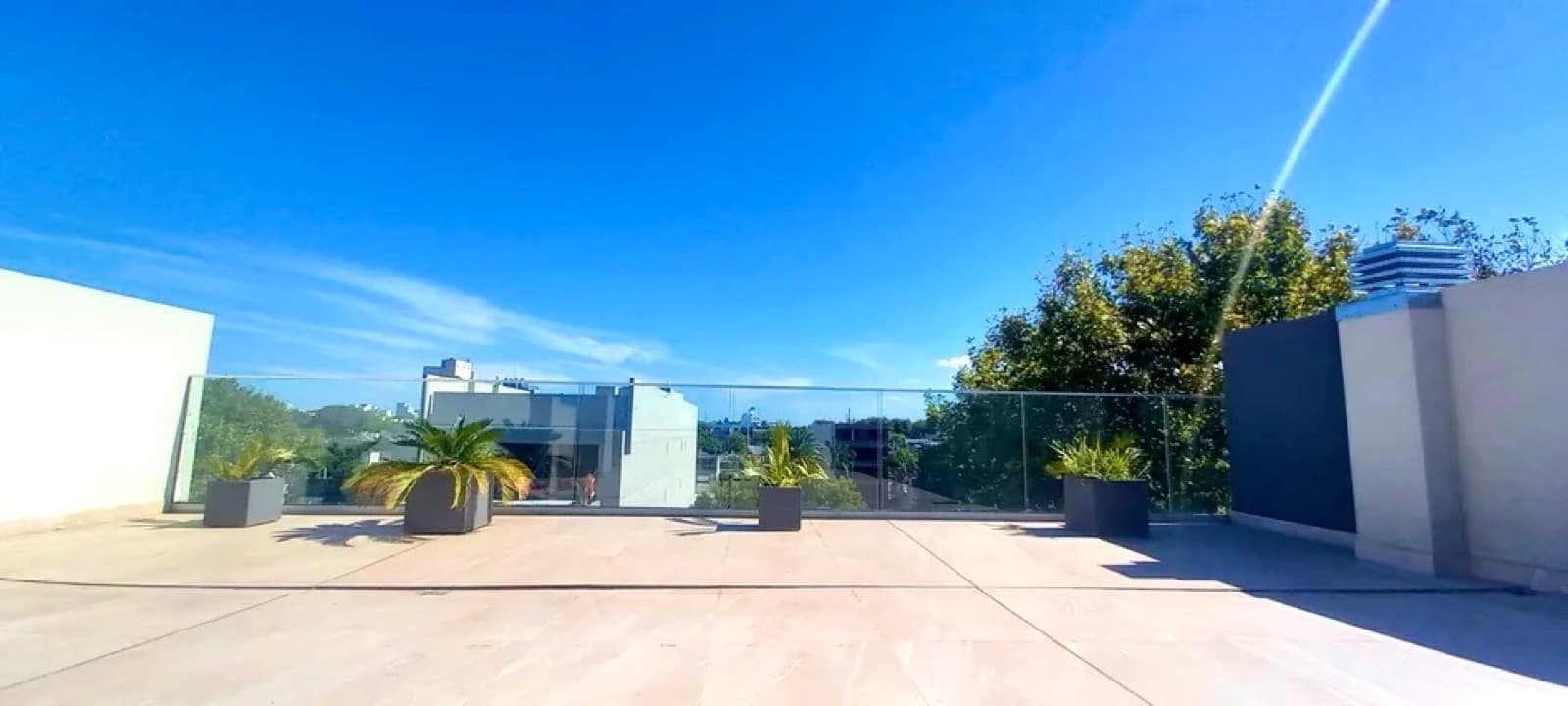 4-ROOM APARTMENT FOR SALE IN VILLA URQUIZA WITH SWIMMING POOL
