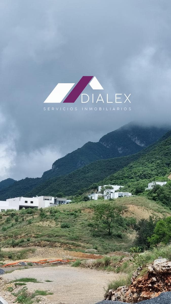 Bosques de las Misiones - NATIONAL HIGHWAY - 320 m² lot for SALE in Santiago, Nuevo León
