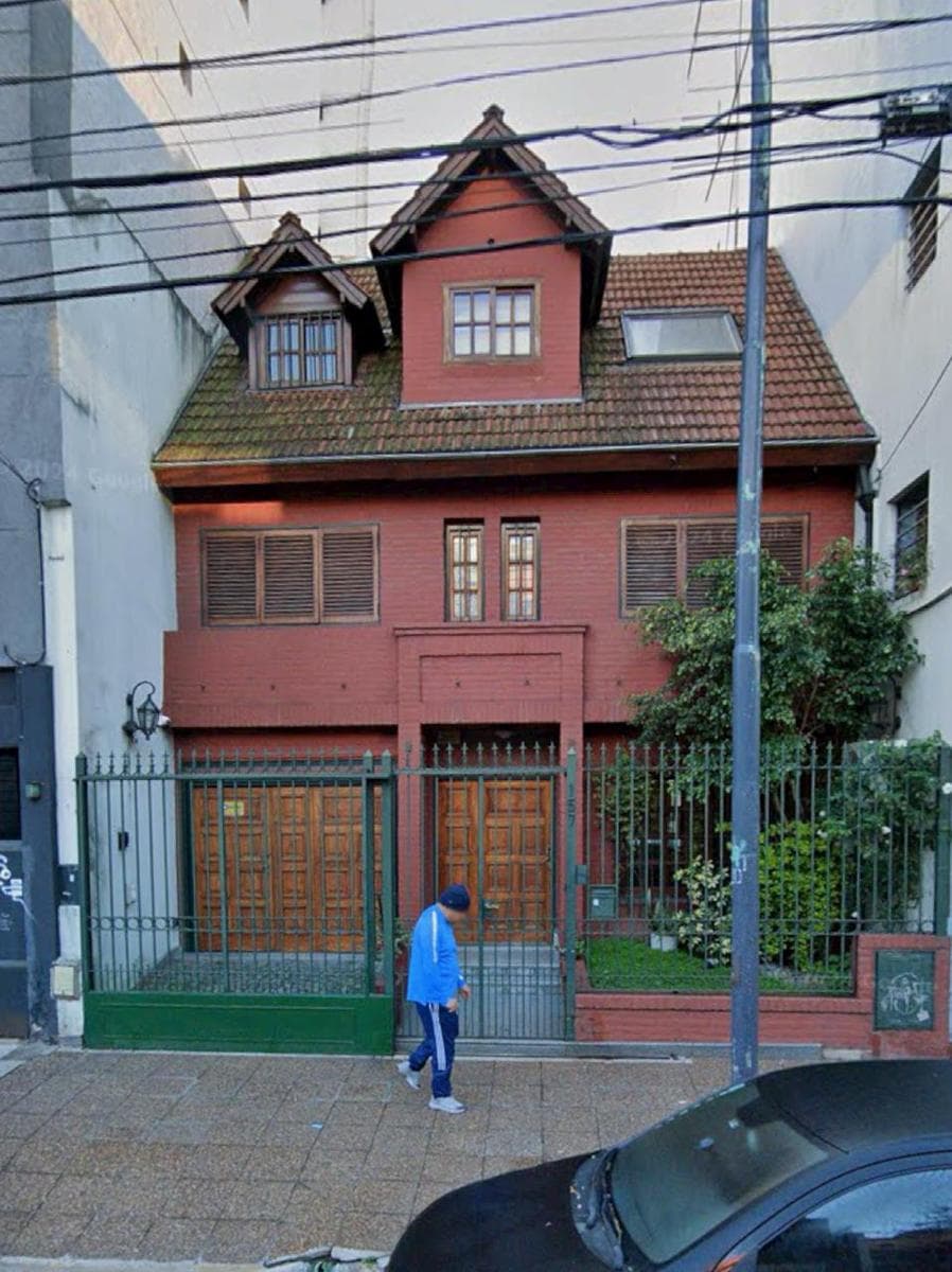 Land for Sale in Villa Crespo: 1,600 square meters of buildable land