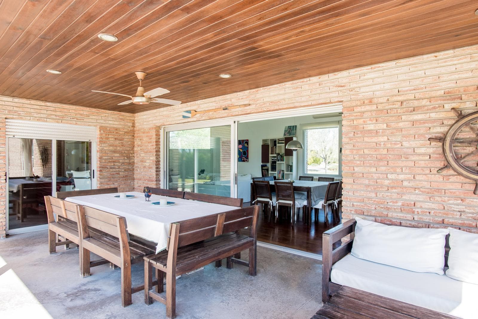 3-Bedroom House in Puerto Roldan with a Pool