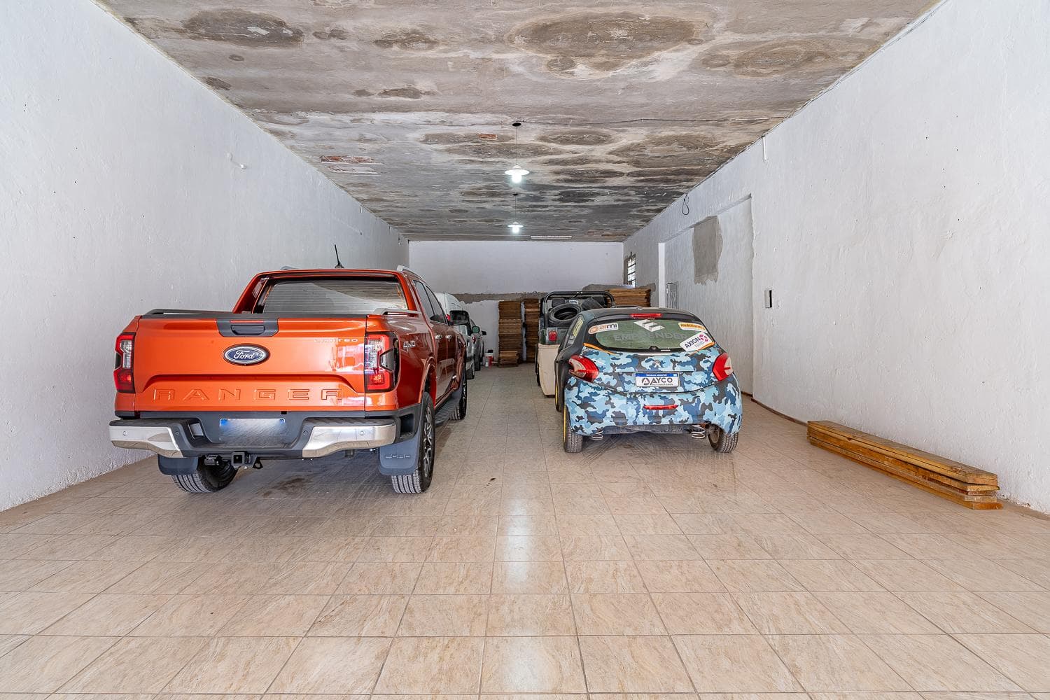 FOR SALE/EXCHANGE - Commercial Space - Downtown, Funes
