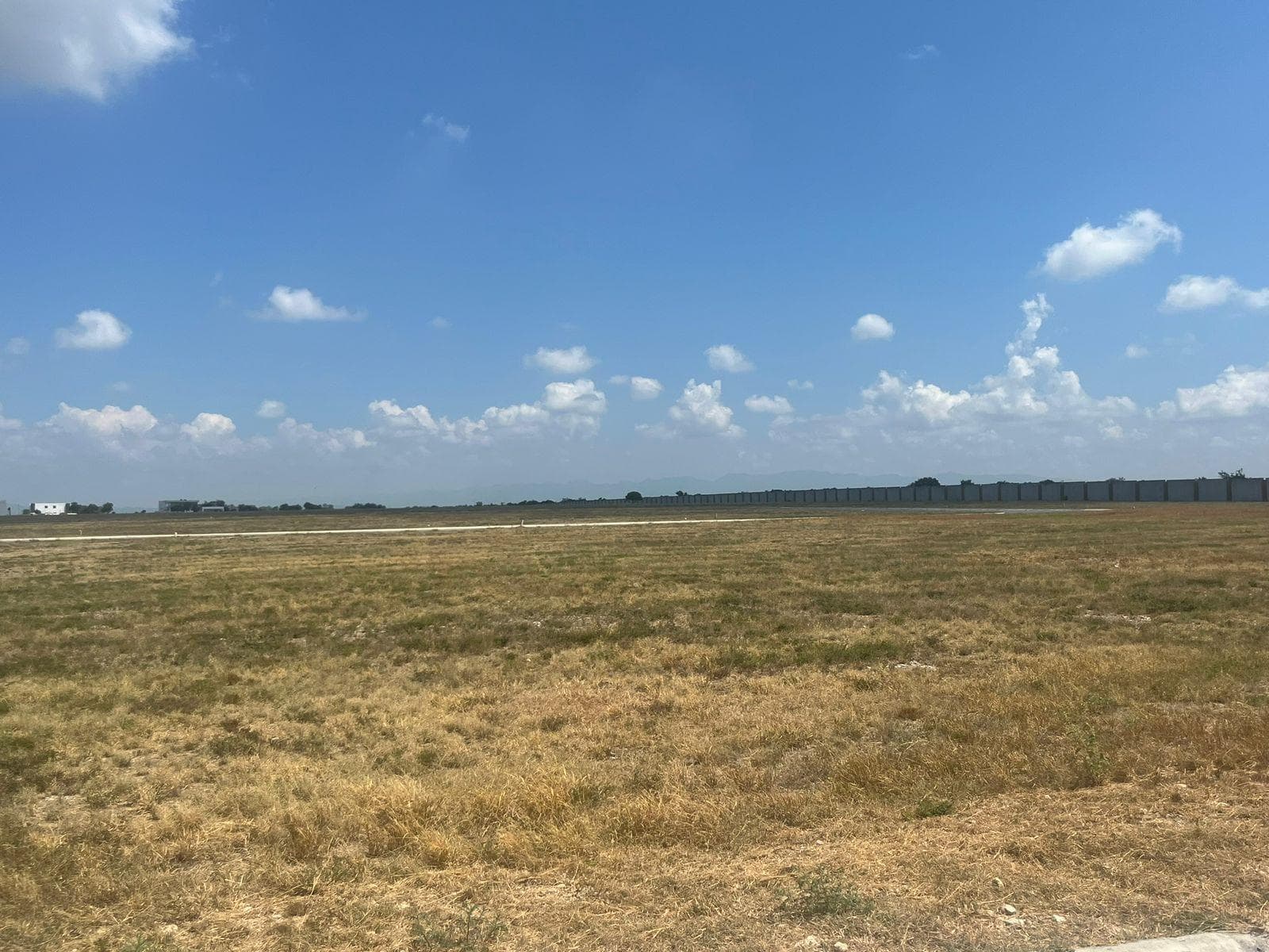 LAND FOR SALE, LAS AVES RESIDENTIAL AND GOLF CLUB