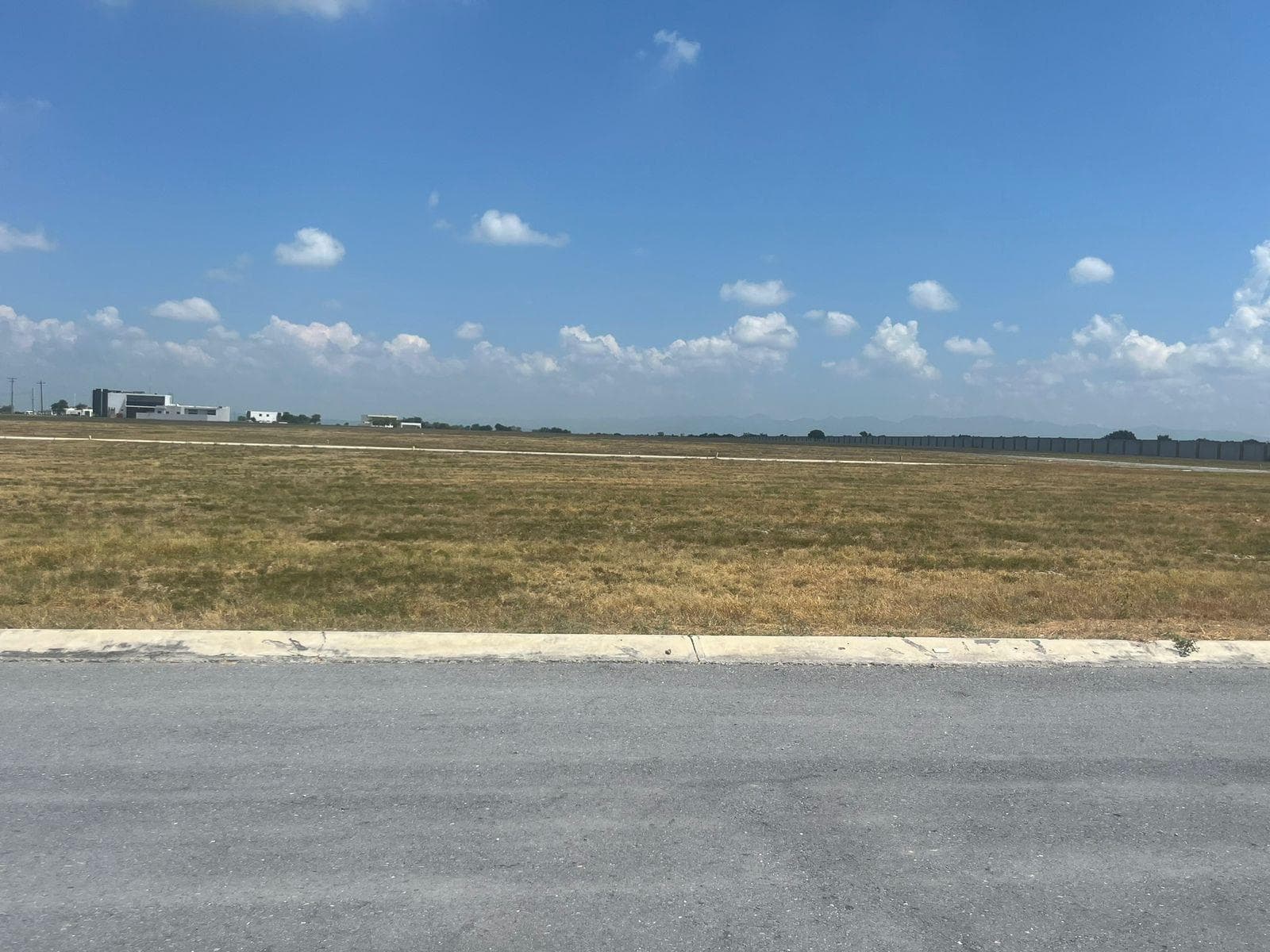LAND FOR SALE, LAS AVES RESIDENTIAL AND GOLF CLUB