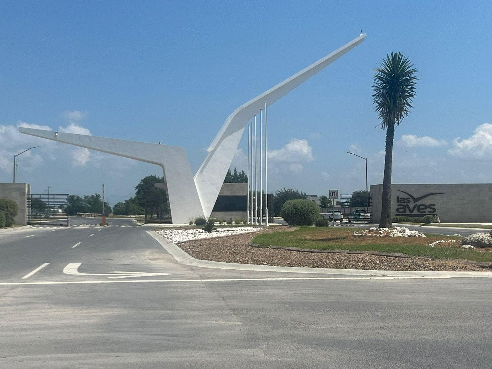 LAND FOR SALE, LAS AVES RESIDENTIAL AND GOLF CLUB