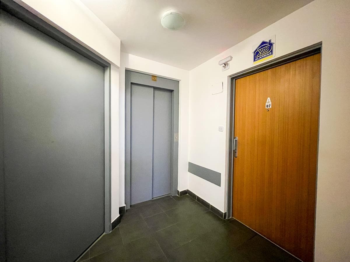 One-room apartment for sale in Villa Crespo with a garage and a terrace