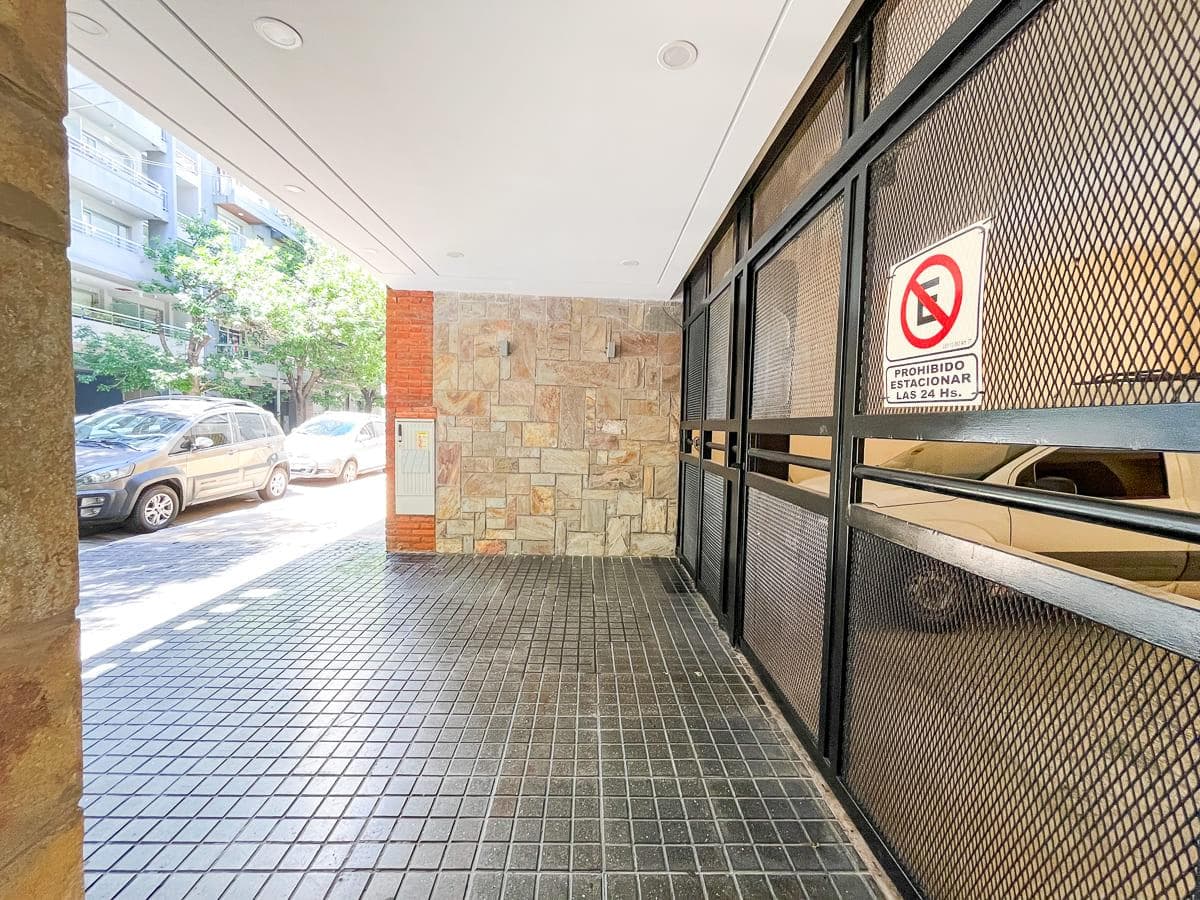 One-room apartment for sale in Villa Crespo with a garage and a terrace